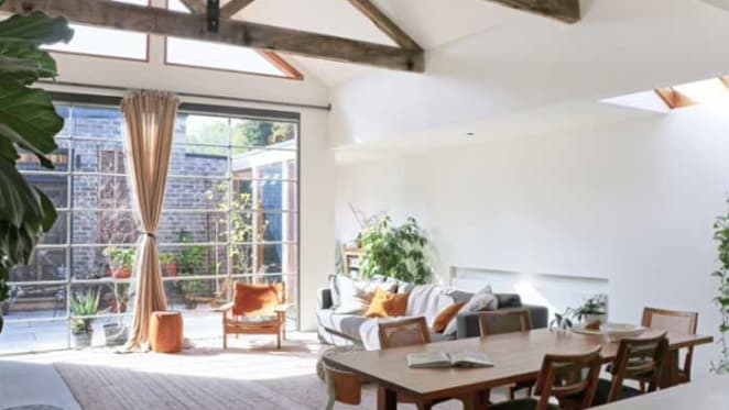 Rent Nina Proudman’s Offspring house on Airbnb