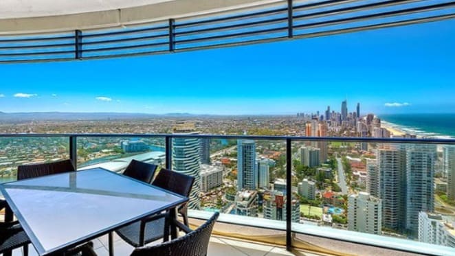 Oracle, Gold Coast trophy apartment listed
