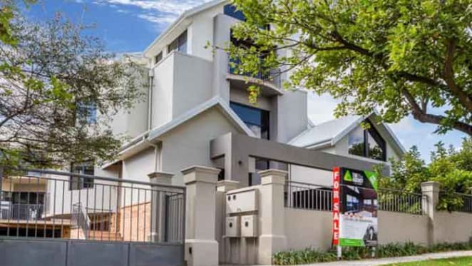 South Perth entry on top ten discount list from SQM Research