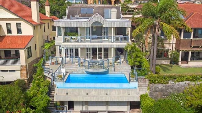 Sidwell family buys in Point Piper on Wyuna Road, Point Piper
