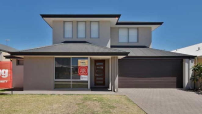 Perth developer pitches in to help Perth's quintuplet parents