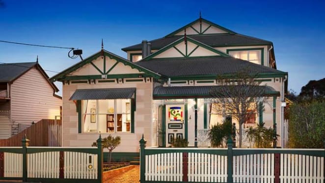 Actor Shane Jacobsen lists Newport home