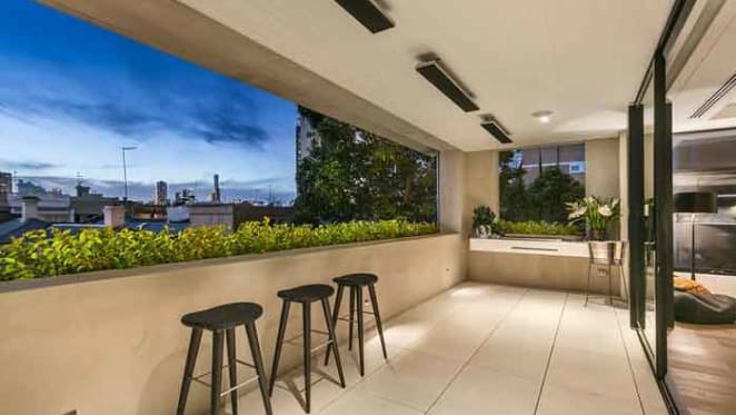 Simon Beasley lists South Yarra apartment