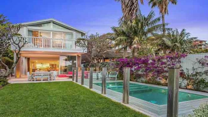 Tom Lane passes on Manly pearl
