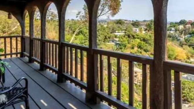 Ian Thorpe lists Los Angeles home again