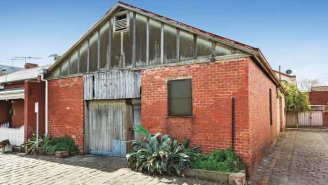 Tin shed warehouse offering in Albert Park