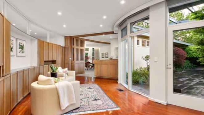 $9 million Toorak sale tops weekend auction results