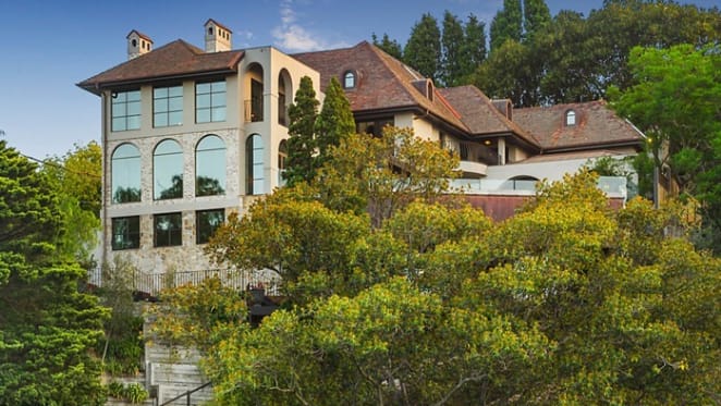 Toorak riverfront trophy home with $20 million plus hopes