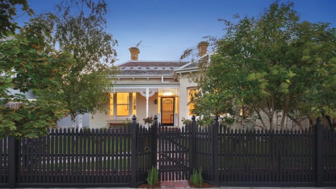 NASA award-winning scientist sells in Glen Iris