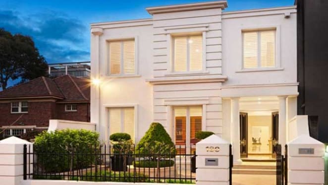 Modern East Melbourne Georgian-style trophy home