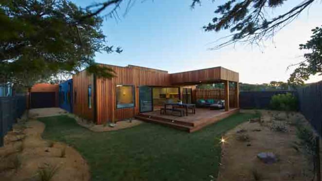 Bauhaus inspired beach house at Blairgowrie