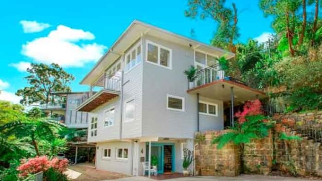 Seaforth waterfront fetches $4.1 million at auction