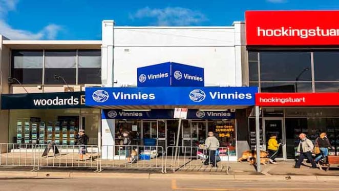 Triple-fronted Bentleigh retail investment leased to Vinnies sold