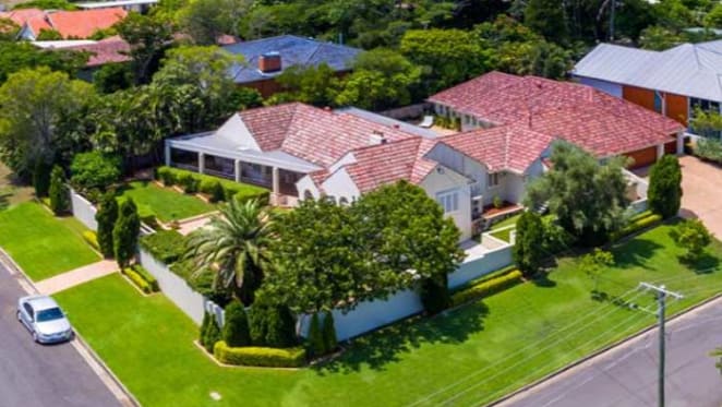 Lions triple premiership captain Michael Voss sells in Coorparoo