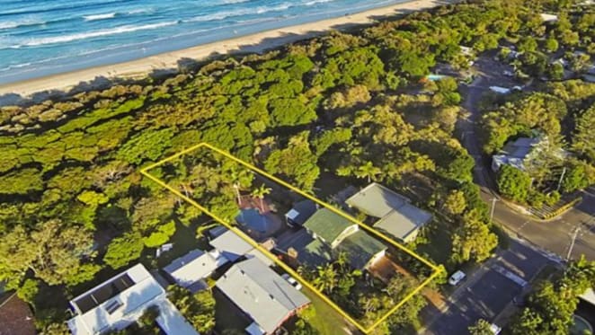 Gemma Ward makes Byron Bay's Suffolk Park fashionable