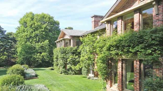 Flint Hill, Woodend retreat reserve at $7 million