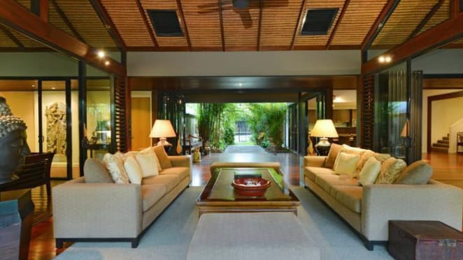 Sheraton Mirage compound listed at $10.95 million