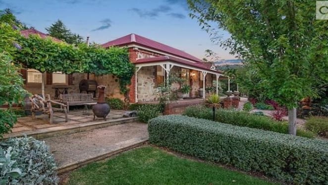 1860s Crafers house, Lampert House, listed between $1.45 million and $1.59 million