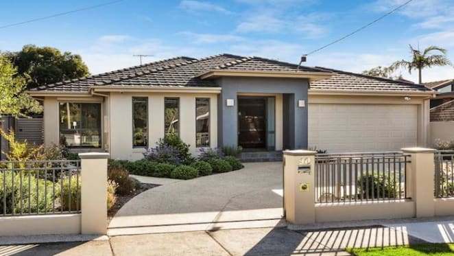 Melbourne's Mornington Peninsula scores 87 percent clearance rate