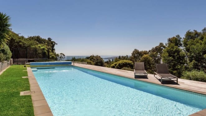 Arthurs Seat retreat listed at $3.5 million