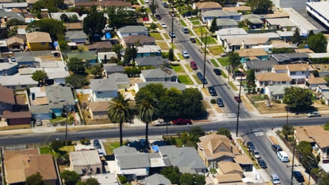 Perth's decreasing housing prices doggedly slog towards improvement: BIS Oxford Economics