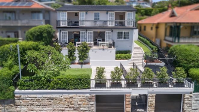 UBS chief financial officer lists Aurelia at Bellevue Hill