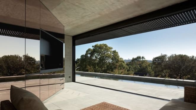 Bellevue Hill trophy home, Kharkov listed for sale