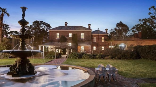 Ravenswood Run Homestead, birthplace of Bendigo, up for sale