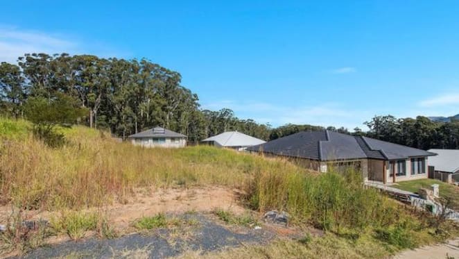 Bonville mountain view block sells
