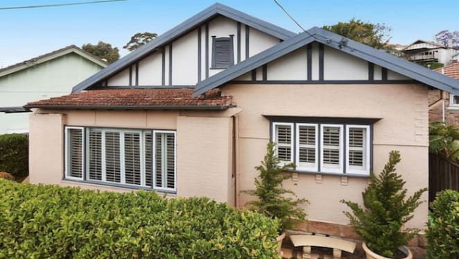 Channel Nine sports presenter James Bracey sells Cammeray home after 50 days