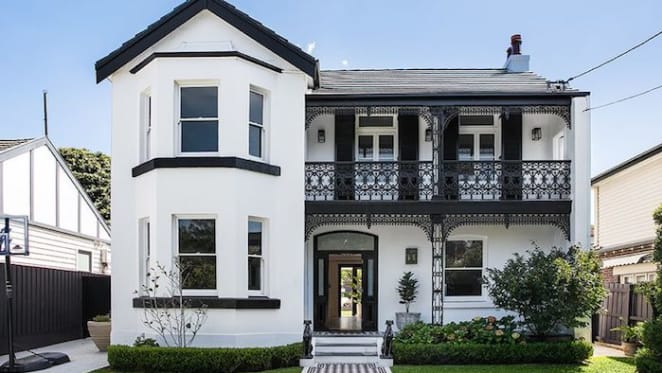 Sydney Sixers captain Moises Henriques lists Clovelly townhouse