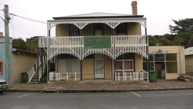 Lodge in Tasmania's Currie changes hands for $280,000