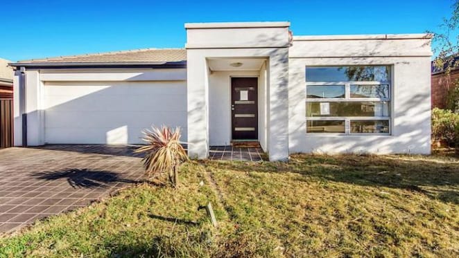 Deer Park four bedroom house sold by mortgagee