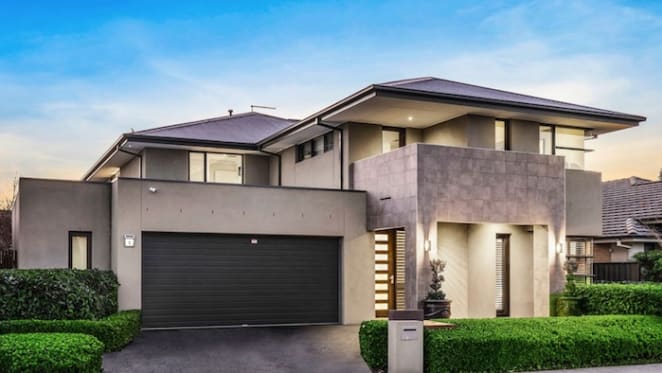 Indian batsman Shikhar Dhawan sells Melbourne home