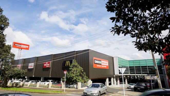 Lendlease selling NZ$350 million New Zealand retail portfolio