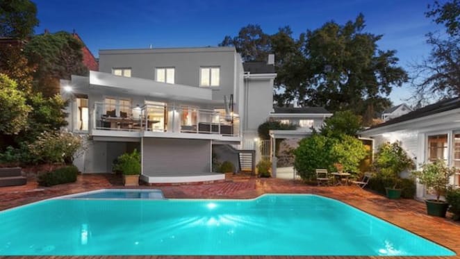 1940s Toorak trophy home listed