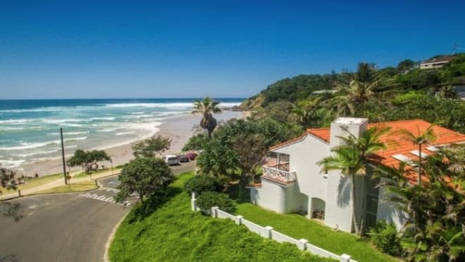 Low price growth for record setting Wategos, Byron Bay trophy home