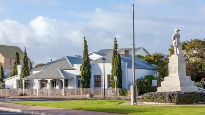 Heritage-listed seaside home in South Australia