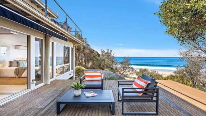 Harry M Miller's Wombarra retreat sold for $4.1 million record