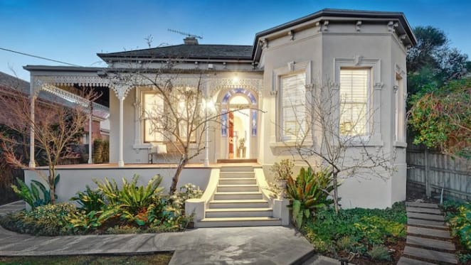 Former Hawks coach Alan Joyce lists Barrington, East Melbourne sub-penthouse