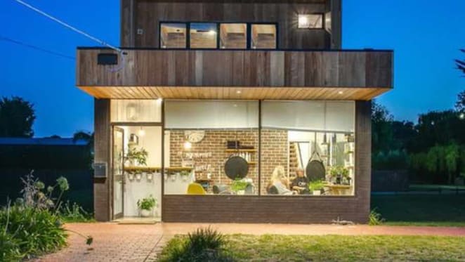 Tootgarook House Rules home and studio passed in at auction