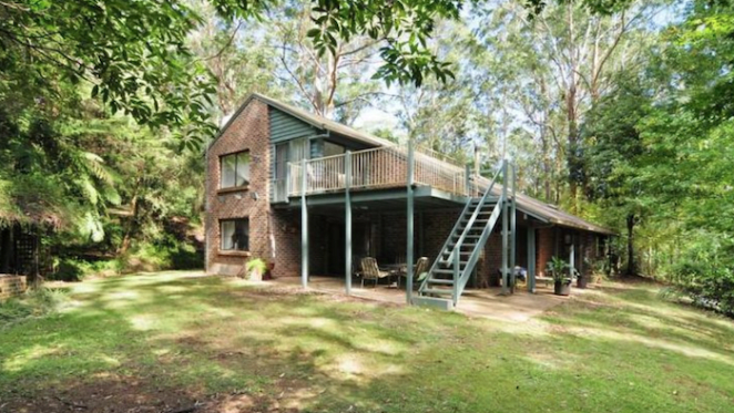 Tim Minchin buys Kangaroo Valley weekender