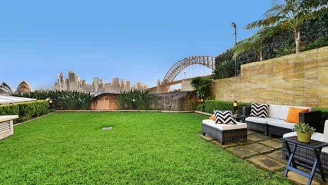 Kirribilli apartment smashes suburb record with $10.8 million sale