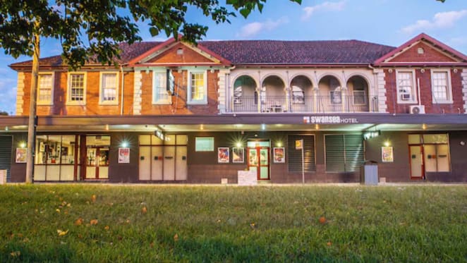 Swansea Hotel sold to the Laundys