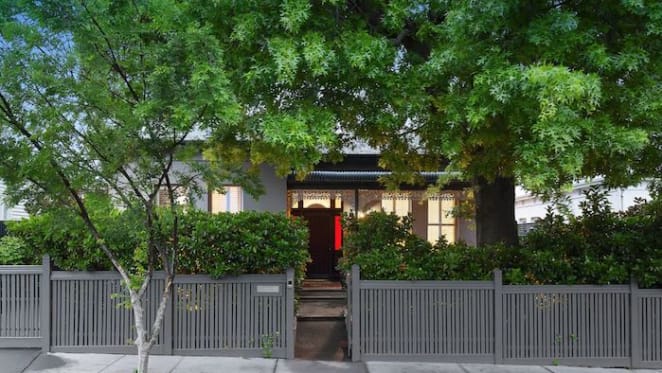 Melbourne continues residential auction rebound