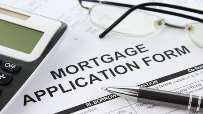 Switching mortgages could save nearly $48,000 in interest: Canstar