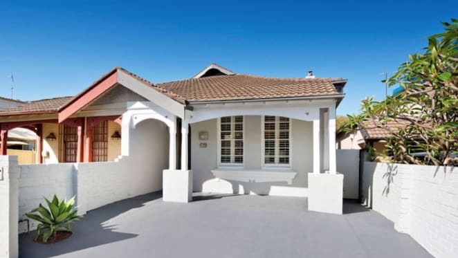 Property spruiker Rick Otton accepts pre-auction offer for Bondi Beach semi