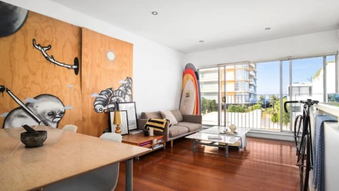 Osher Gunsberg sells at Bondi Beach