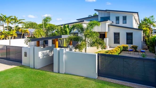 Palm Beach trophy home listed for $2.7 million