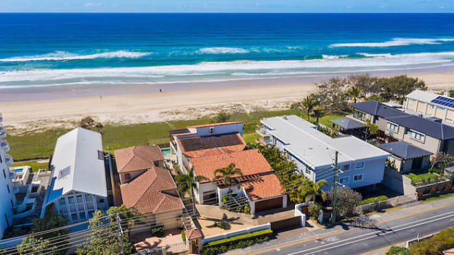The Gold Coast's 'Millionaire's Row' Hedges Avenue experiencing a surge in sales